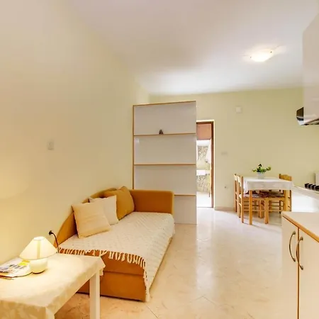 Biserka Apartment Mali Losinj Exterior photo
