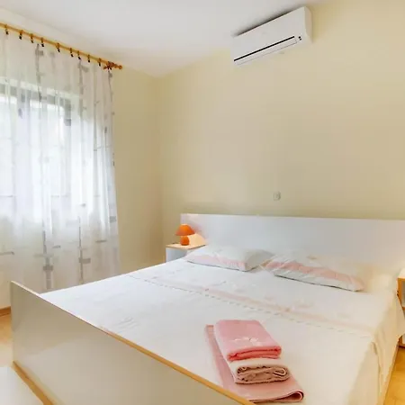 Biserka Apartment Mali Losinj Exterior photo