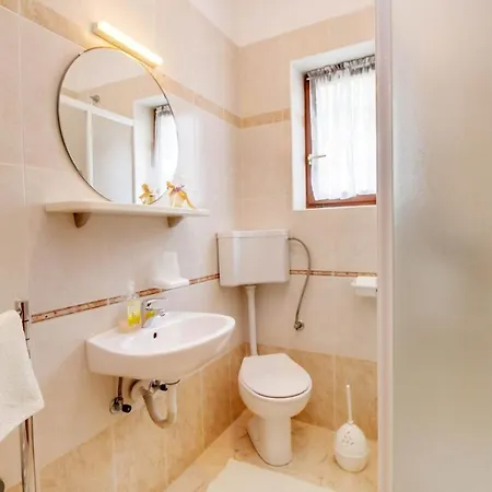 Biserka Apartment Mali Losinj Exterior photo