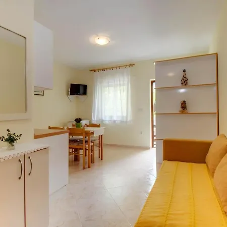 Biserka Apartment Mali Losinj Exterior photo