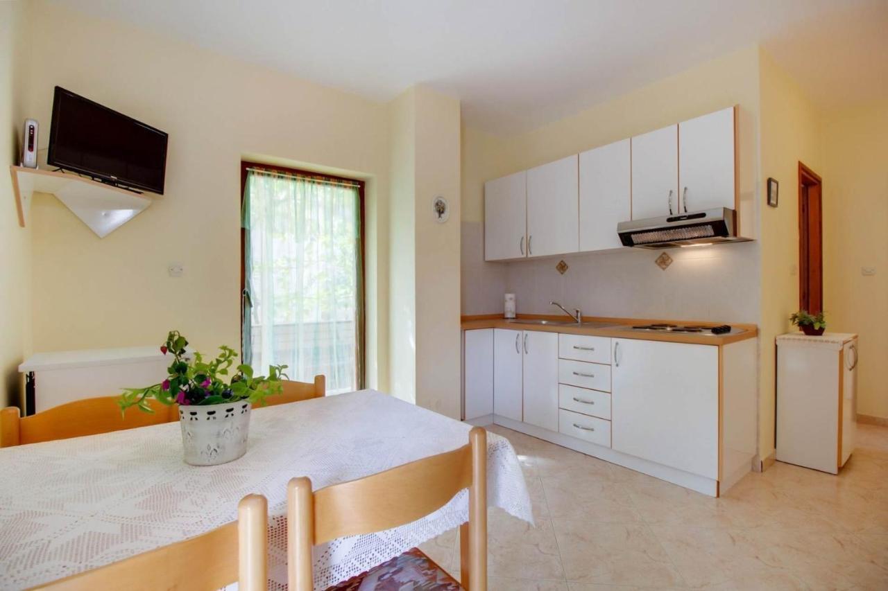 Apartment Biserka Mali Losinj
