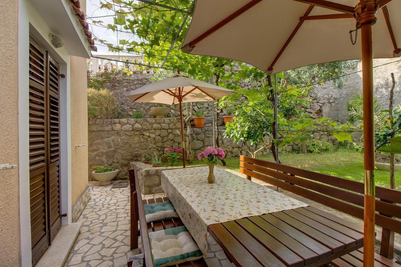 Biserka Apartment *