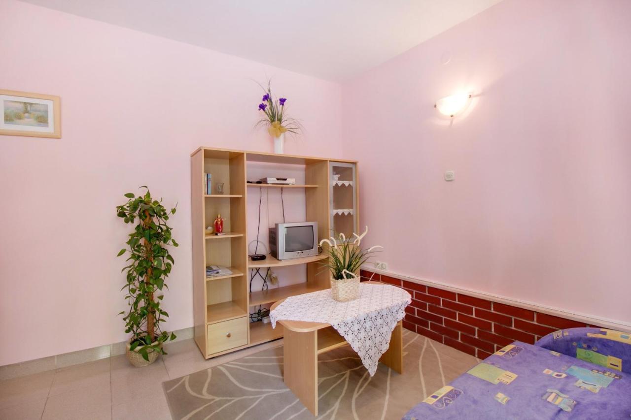 Biserka Apartment Mali Losinj